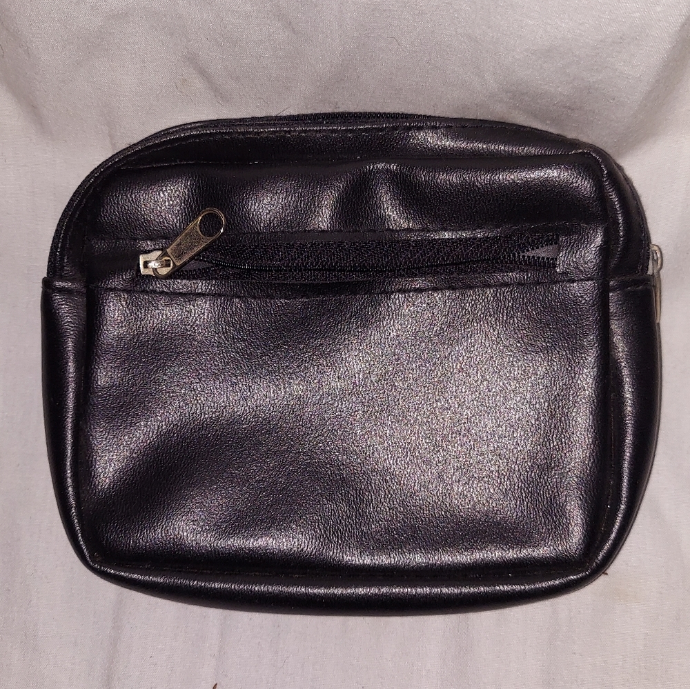 Small black bag/wallet